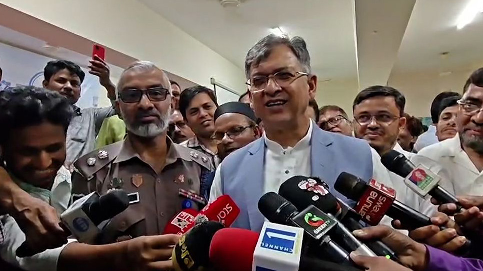 গণহত্যা ও মানবতাবিরোধী অপরাধে জড়িতদের রাজনীতি মানুষ গ্রহণ করবে না: স্বরাষ্ট্রমন্ত্রী